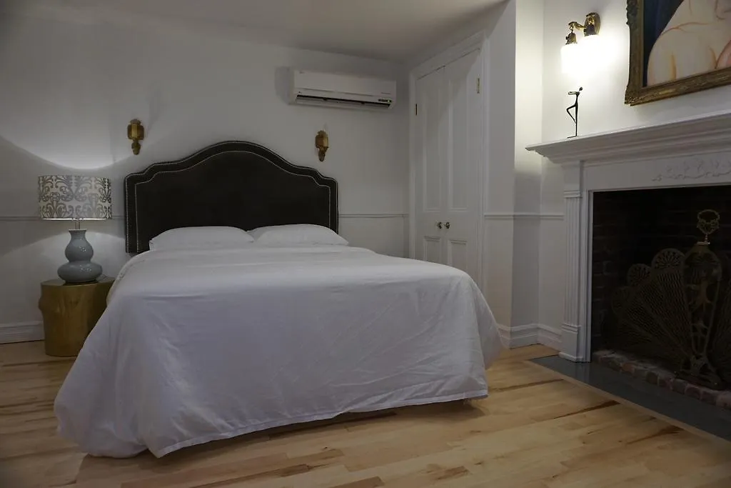 Hotel Marie-Rollet Quebec City